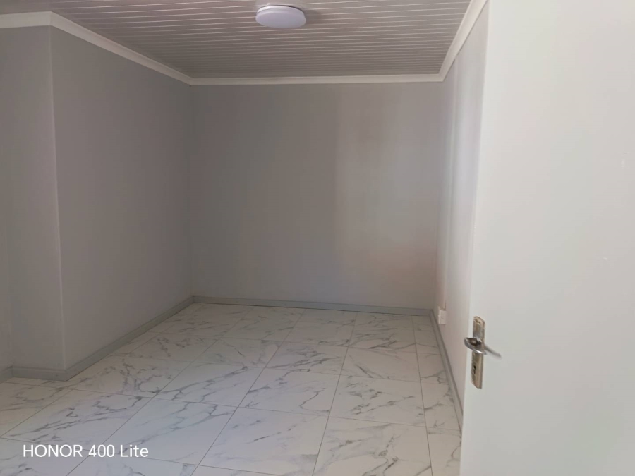 1 Bedroom Property for Sale in Bernadino Heights Western Cape